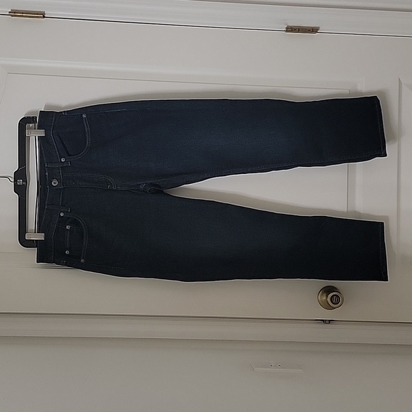 Bonobos Size 32x28 Slim Fit, Dark Wash, Excellent Used Condition, Like New - Picture 10 of 15